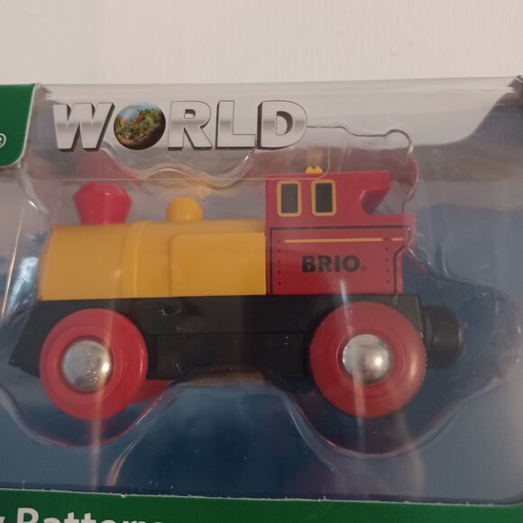 Brio World Two-Way Battery Powered Engine - Picture 6 of 6